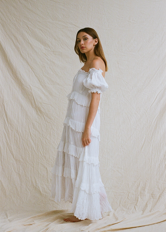 Esha II | White