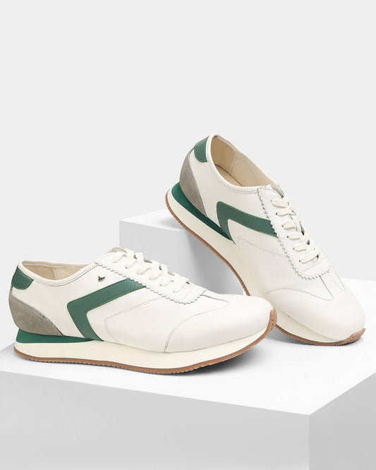 Leather Off White Solid Sneakers - Voro