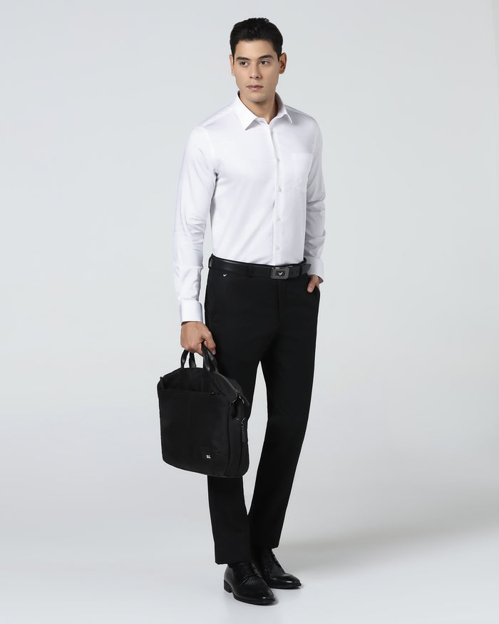 White Unwrinkle Solid Shirt - Sailor
